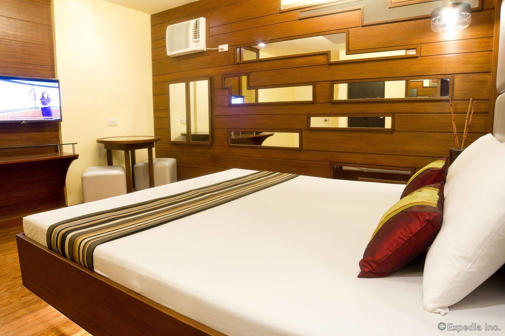 Hotel 2016 Manila Ngoại thất bức ảnh