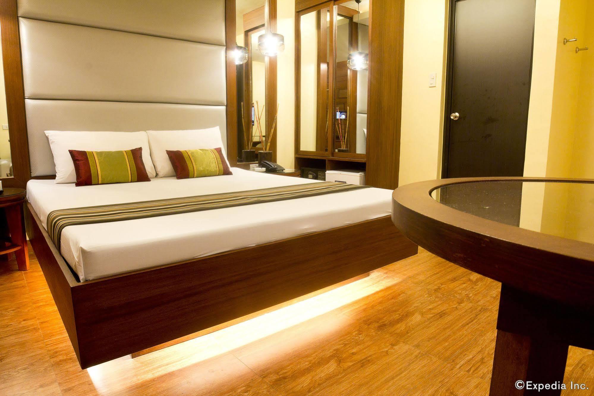 Hotel 2016 Manila Ngoại thất bức ảnh